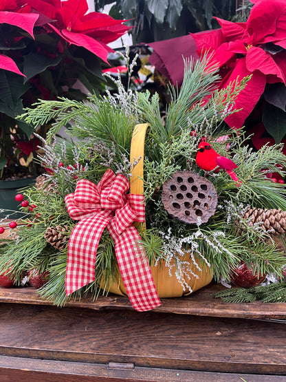 CHARLEY'S CHRISTMAS COUNTRY BASKETS