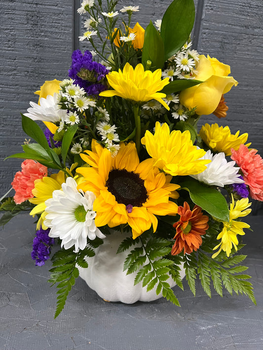 CHARLEY'S WHITE PUMPKIN BOUQUET