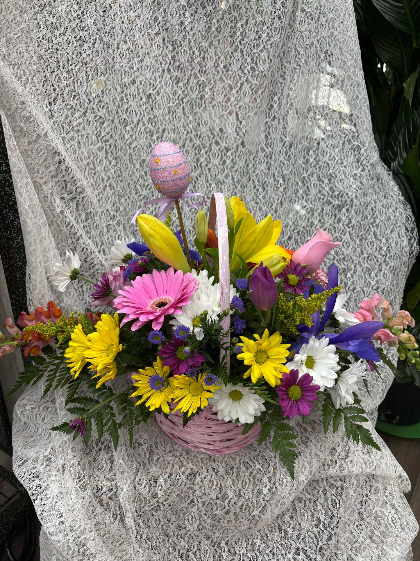EASTER BASKET BOUQUET 3