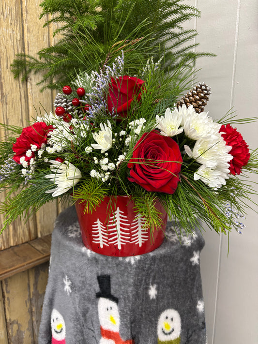 TF SNOWY PINES CENTERPIECE